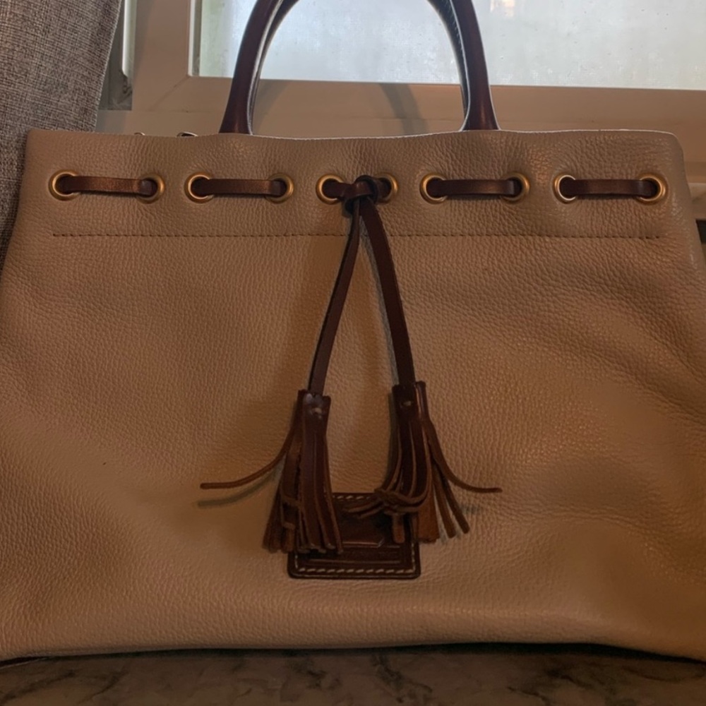Dooney and Bourke purse